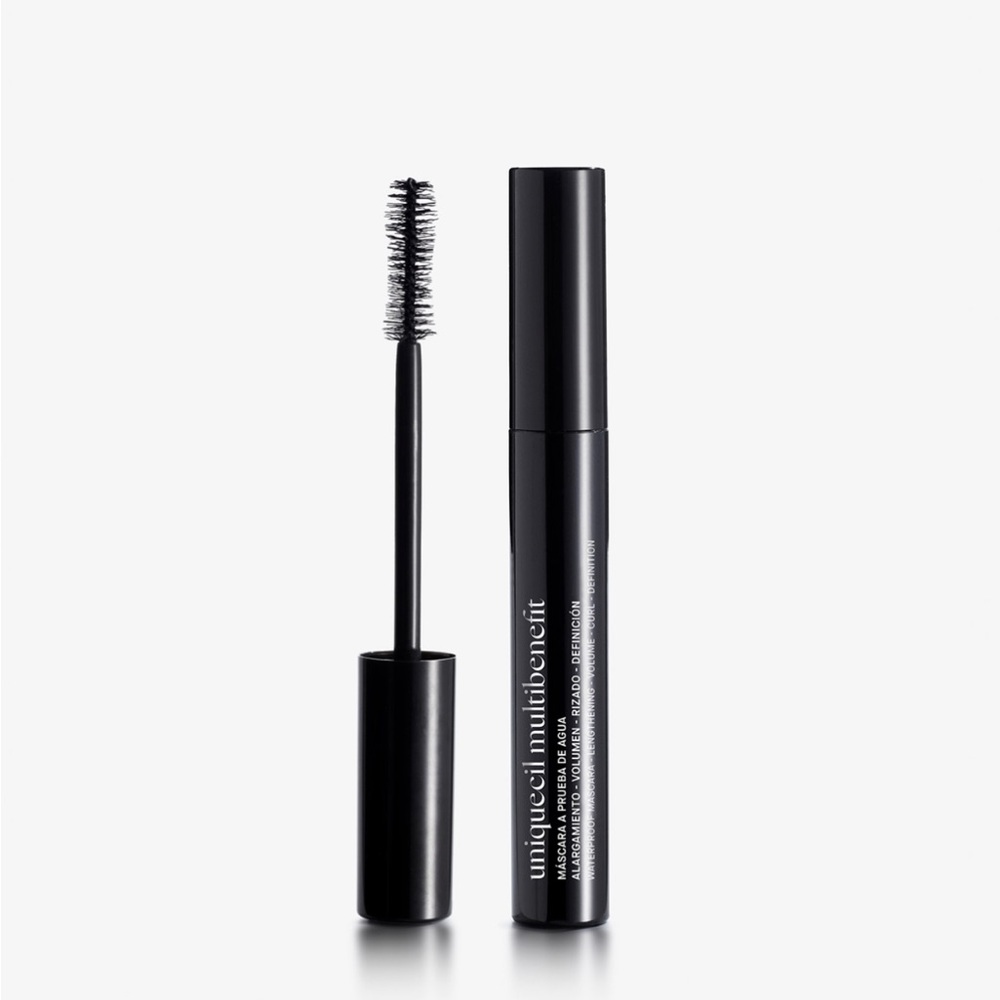 Waterproof Uniquecil Black Mascara By Yanbal